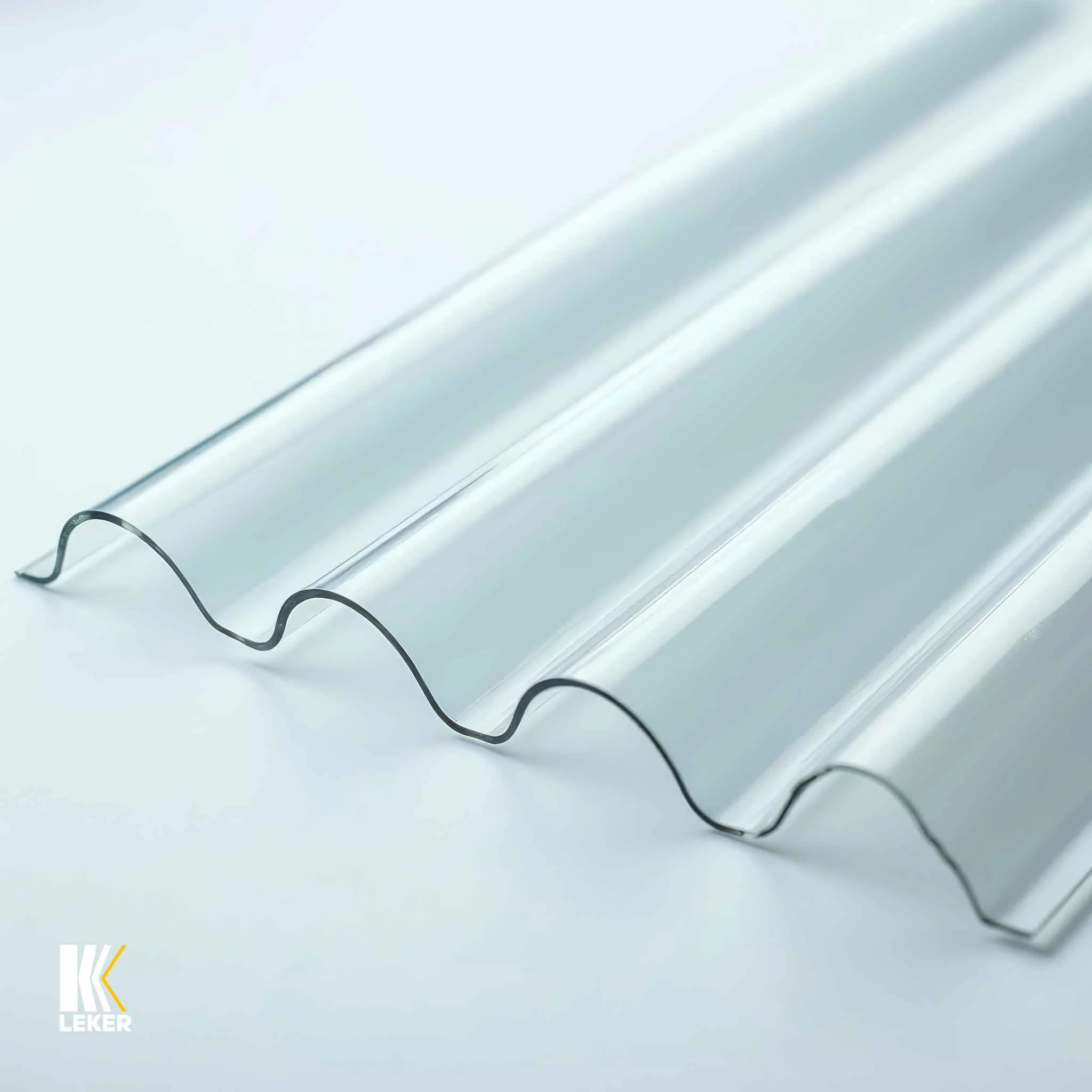 PLANCHA POLICARBONATO LEKER ONDULADO CLEAR 0.81x2.00m D — LEKER Chile